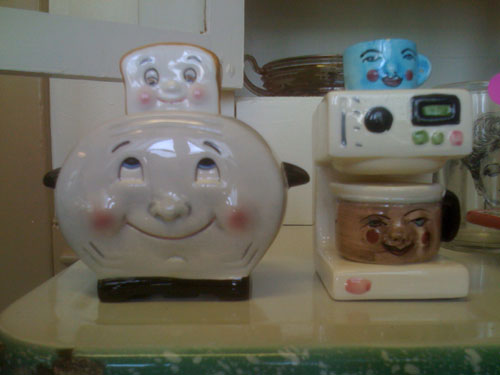 Salt & Pepper Shakers